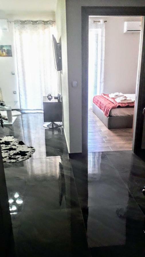 Tony Central Luxury Apartment 1 Chania  Ngoại thất bức ảnh